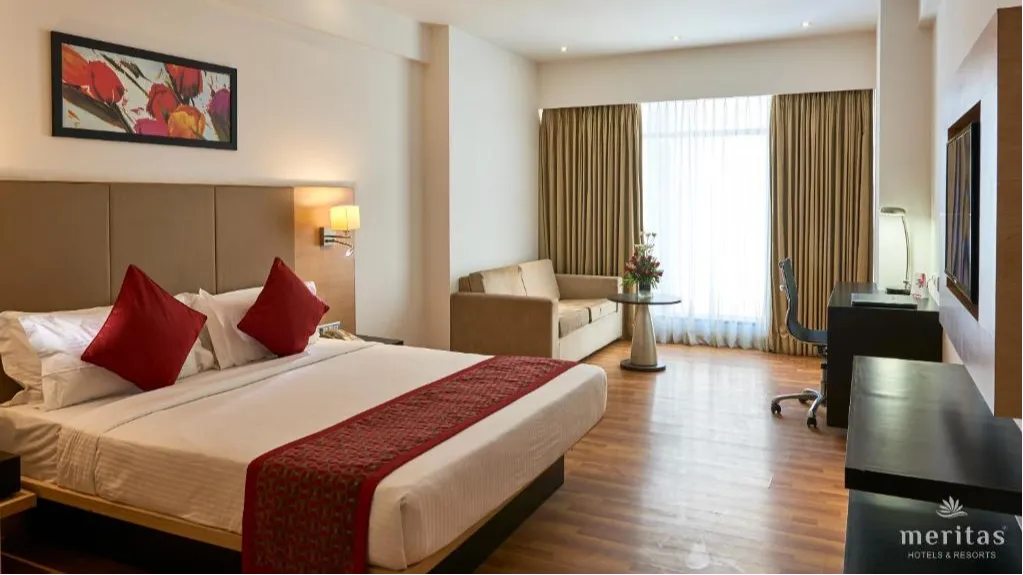 Executive Room with Bathtub